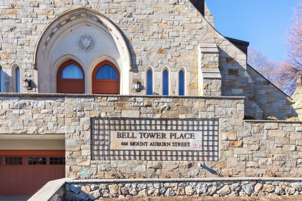 250 School St 250