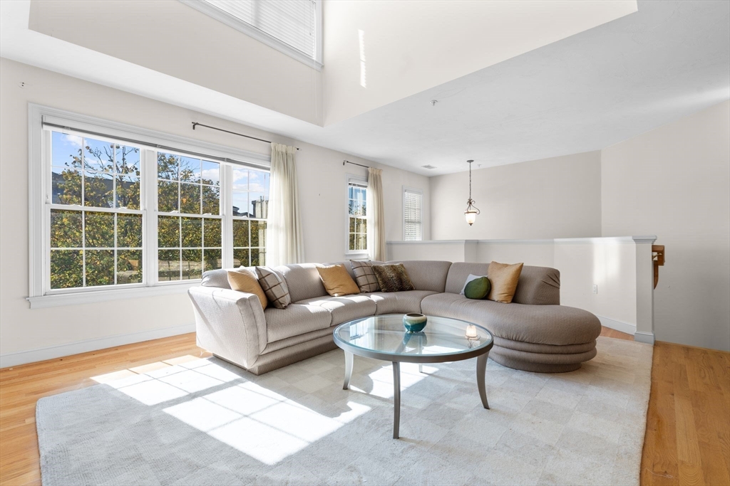 6 Tilden Commons Dr 6