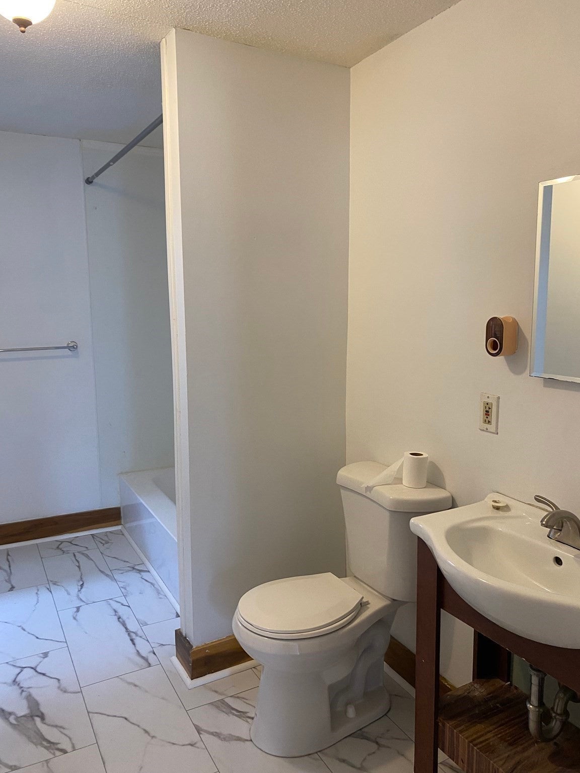 177 Nashua Street #6, Fall River, MA, 177 Nashua Street #6, Fall River, MA Photo #5