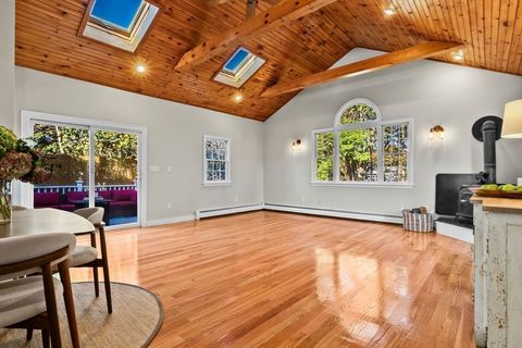 180 E Lothrop St Beverly MA 01915