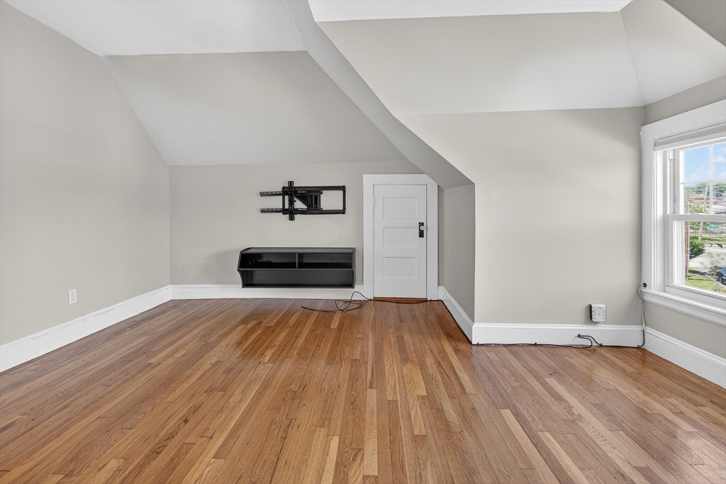 153 Boylston 3