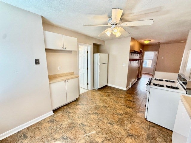 2 Baldwin Pl 3L