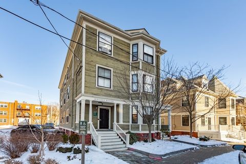 31-33 Mellen Street Cambridge MA 02138