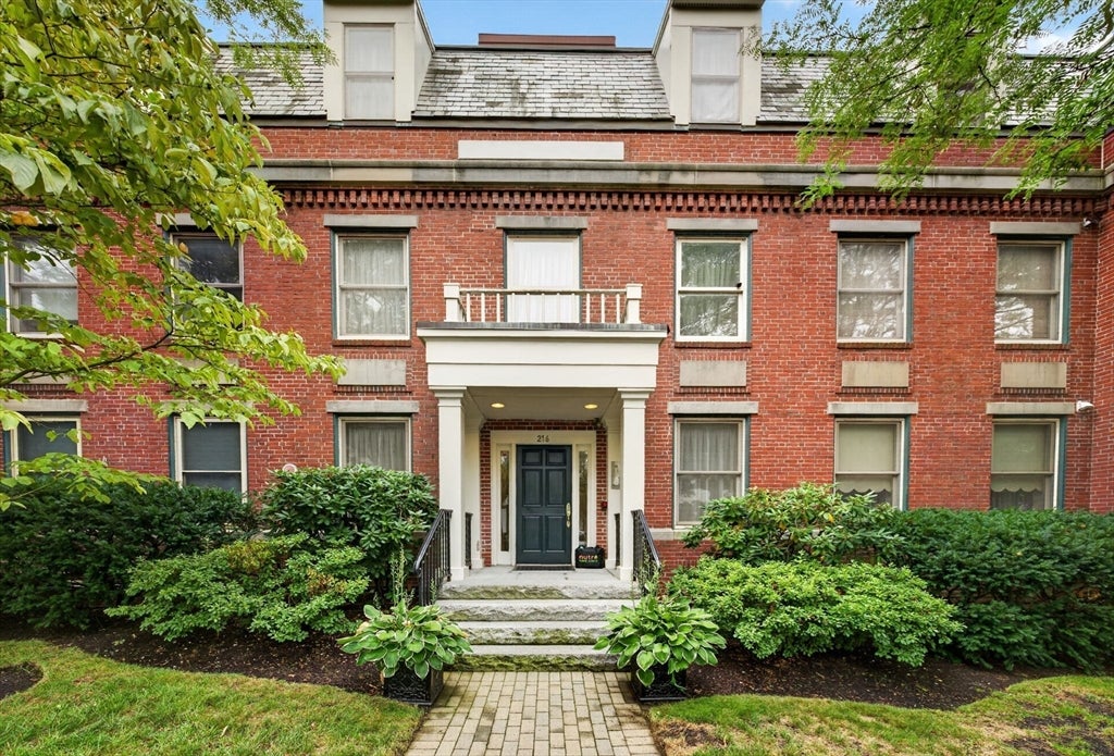 216 Summit Ave E-201, Brookline, MA, 216 Summit Ave E-201, Brookline, MA Photo #3