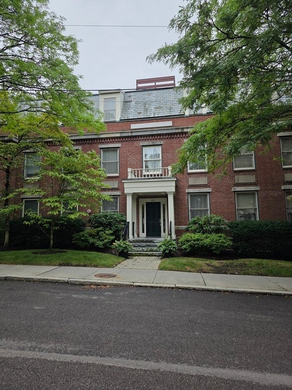 216 Summit Ave E-201, Brookline, MA, 216 Summit Ave E-201, Brookline, MA Photo #1