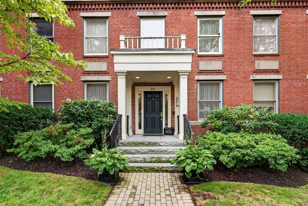 216 Summit Ave E-201, Brookline, MA, 216 Summit Ave E-201, Brookline, MA Photo #4