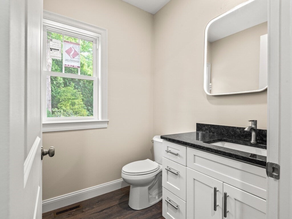 132 Barrington Rd, Longmeadow, MA Photo #17