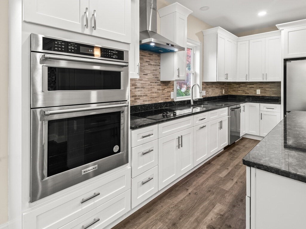 132 Barrington Rd, Longmeadow, MA Photo #7
