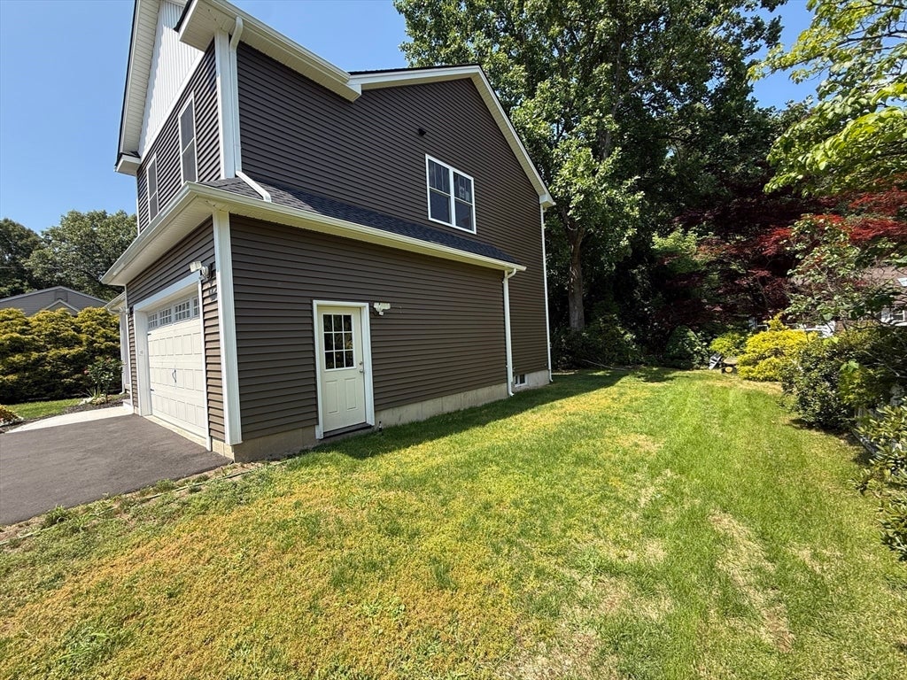 132 Barrington Rd, Longmeadow, MA Photo #37