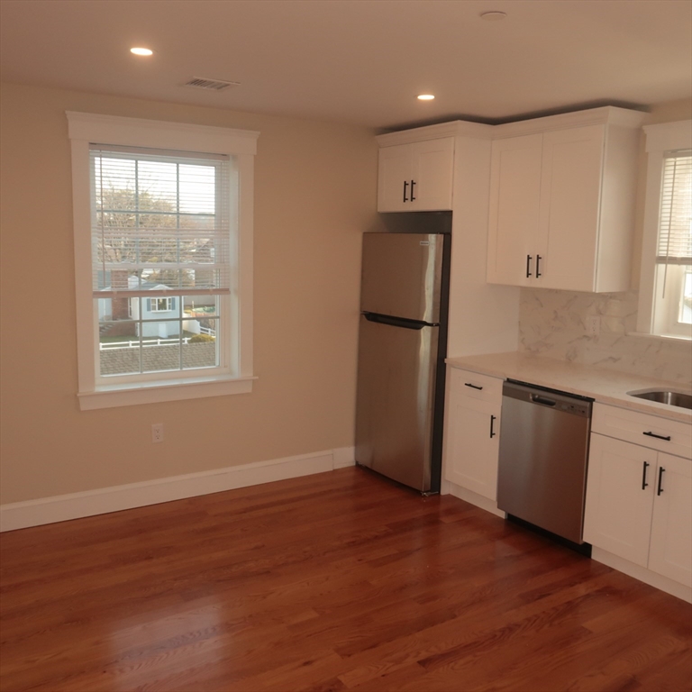 32 Newhall 2