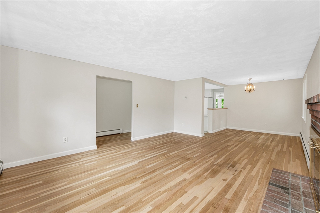 15 Valley Road