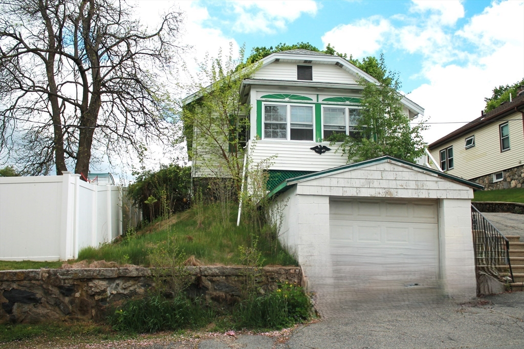 64 Garfield Ave