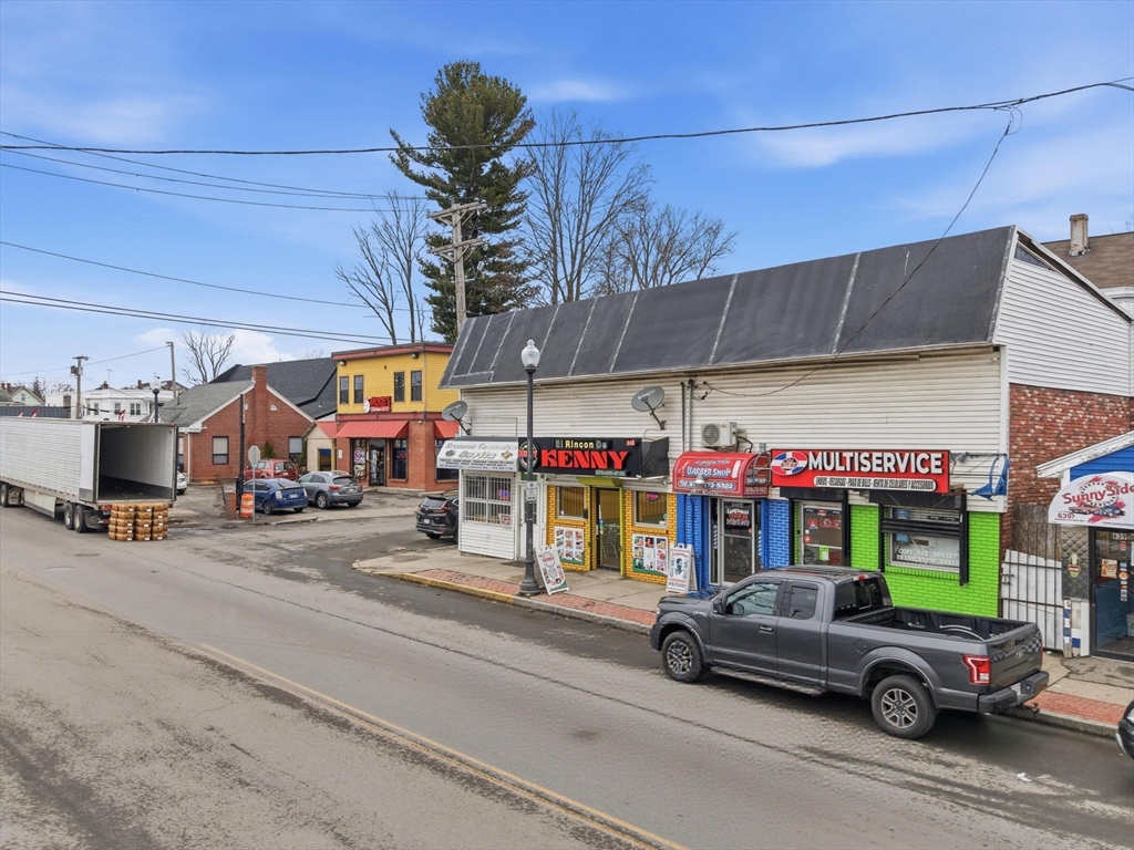 643 Broadway 647
