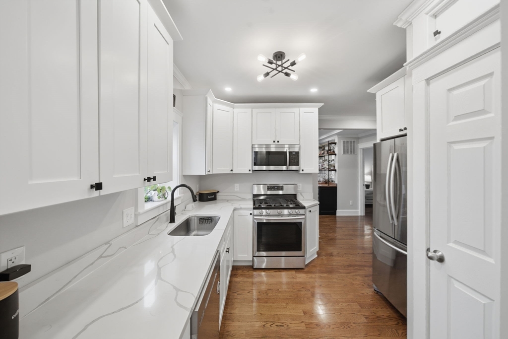 24 Prescott St #3, Boston, MA Photo #10