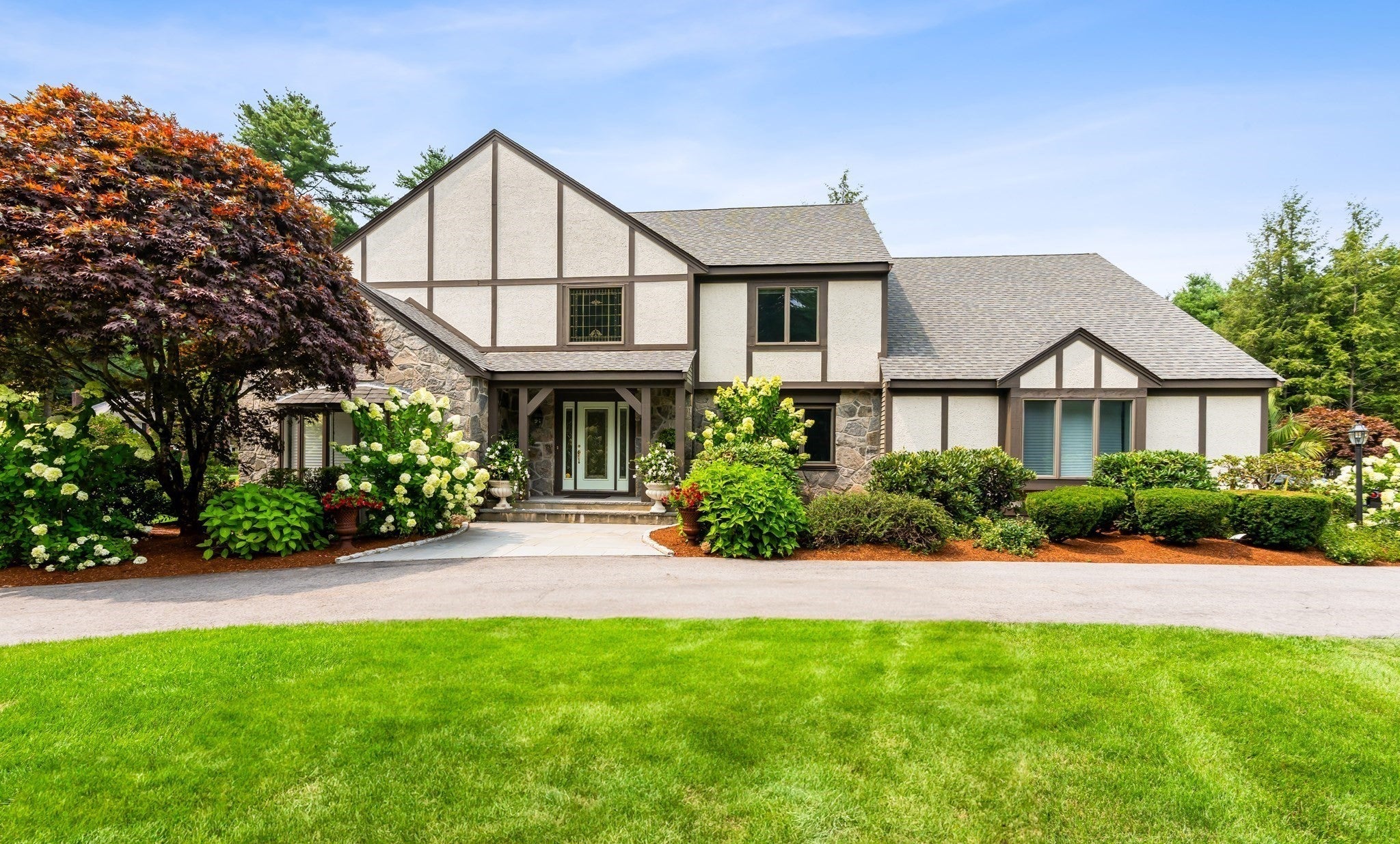 7 Saddle Ridge Road, Sudbury MA 01776