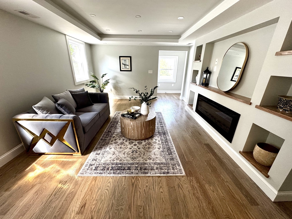 15 Furber Ave 15