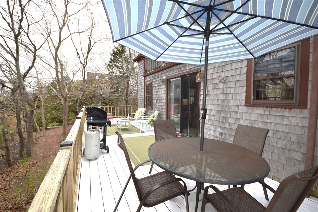 17 Old Colony Ave, Wareham, MA Photo #4