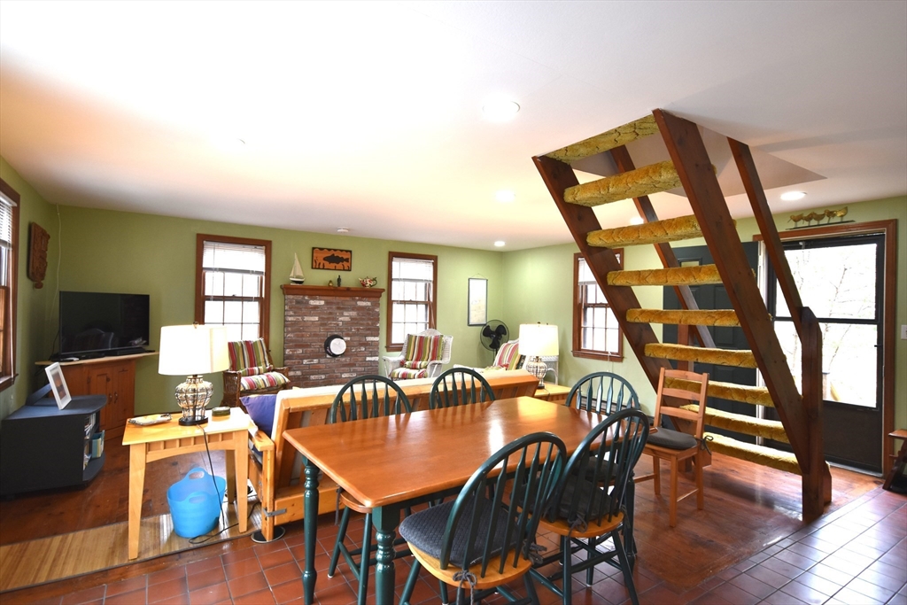 17 Old Colony Ave, Wareham, MA Photo #10