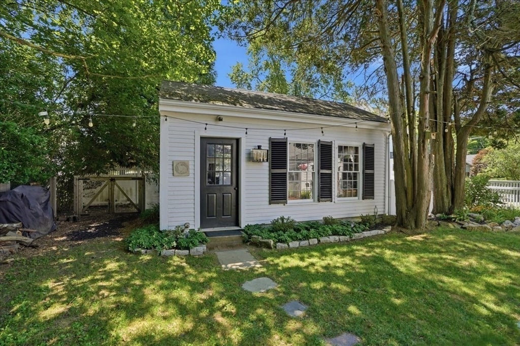 424 Main St, Hingham, MA, 424 Main St, Hingham, MA Photo #25