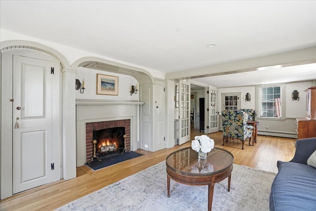 424 Main St, Hingham, MA, 424 Main St, Hingham, MA Photo #11