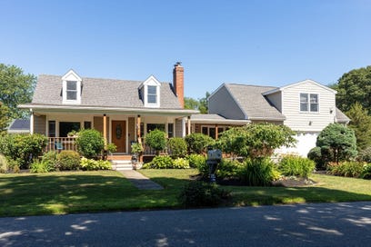 30 Peters Road Swansea MA 02777