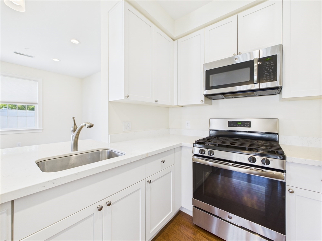 70 Endicott 601