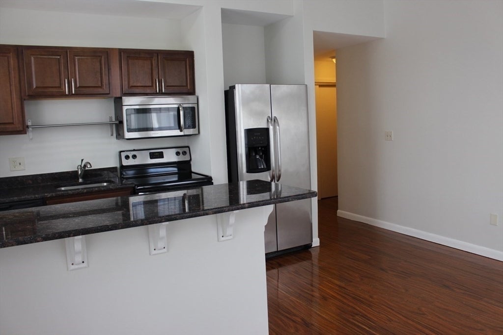 12 Walnut St #1, Natick, MA, 12 Walnut St #1, Natick, MA Photo #3