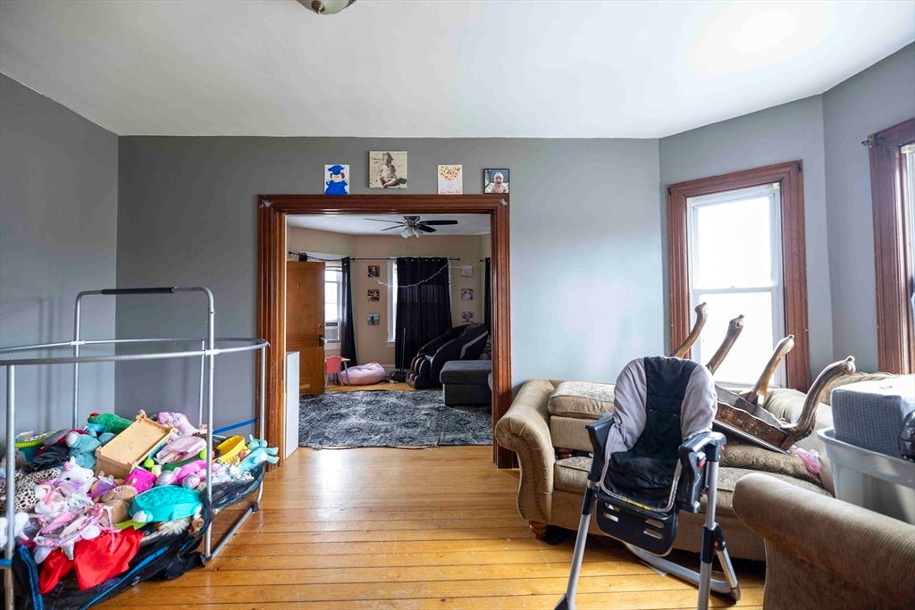 1025 Globe St, Fall River, MA, 1025 Globe St, Fall River, MA Photo #8