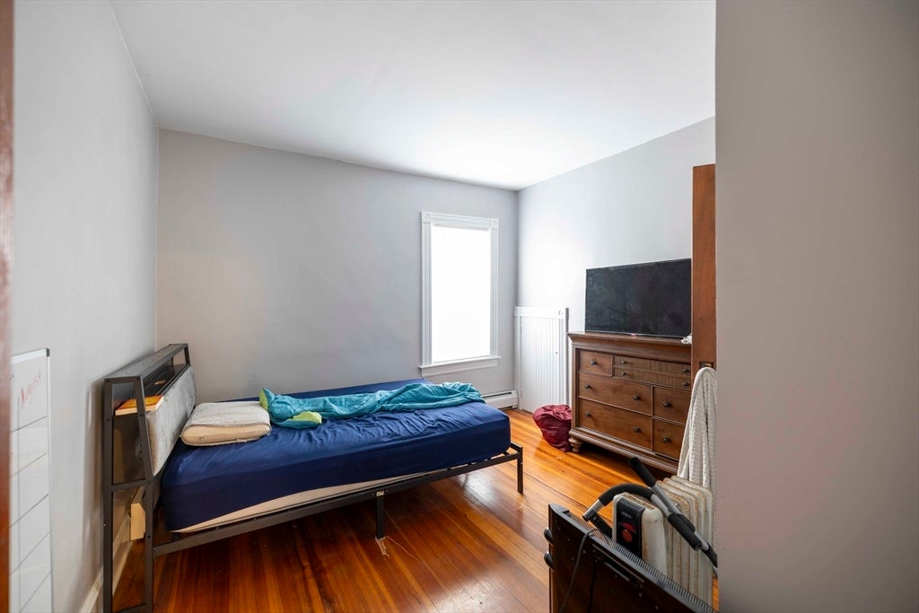 1025 Globe St, Fall River, MA, 1025 Globe St, Fall River, MA Photo #25