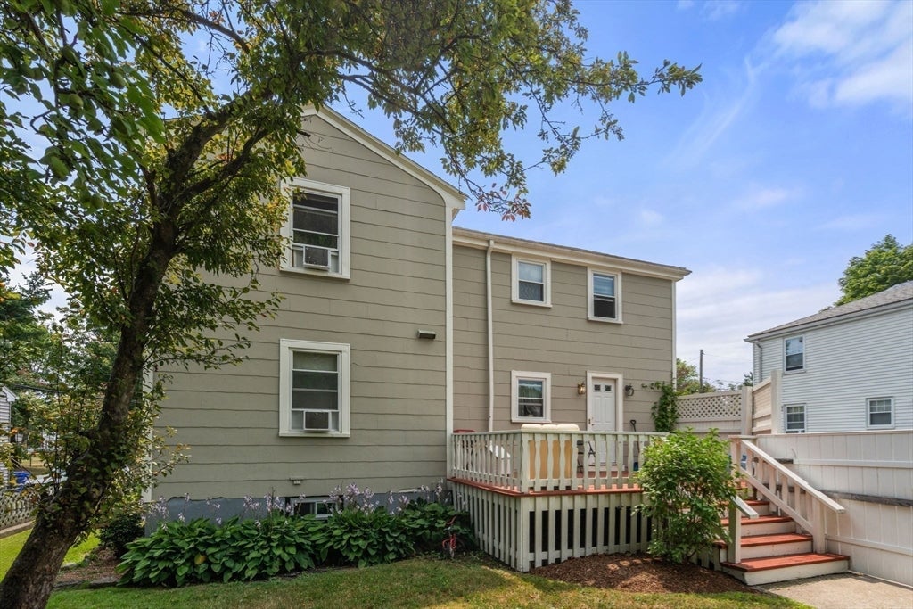 22 Stanbro St, Boston, MA Photo #16