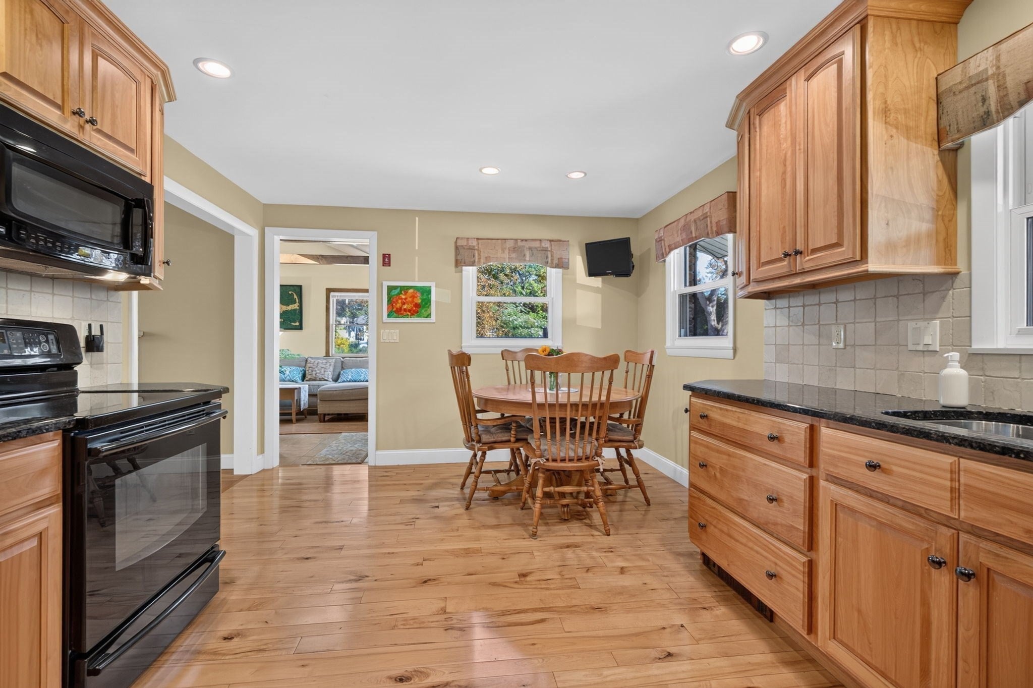 90 Woodstock St, North Andover, MA, 90 Woodstock St, North Andover, MA Photo #11