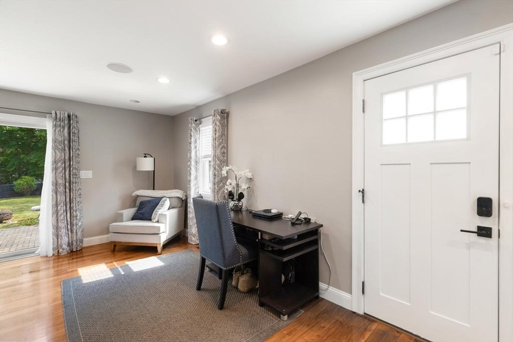 33 Griffin Rd, Peabody, MA Photo #12