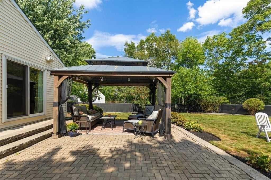 33 Griffin Rd, Peabody, MA Photo #15