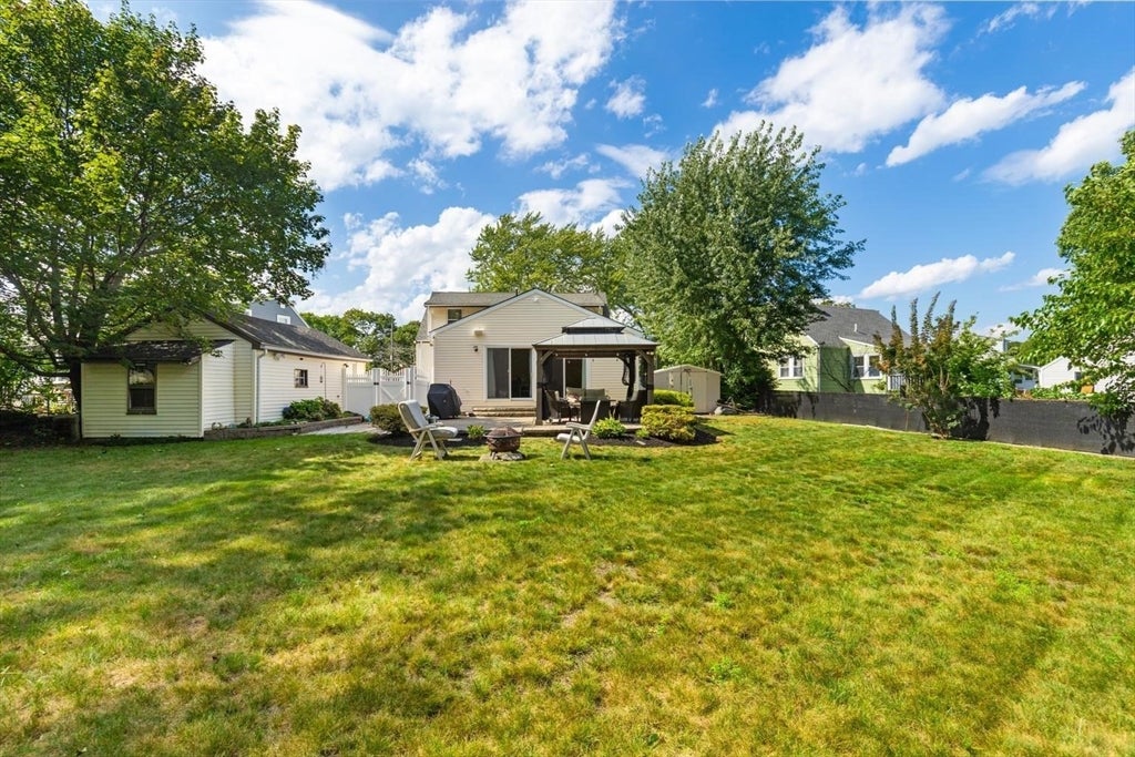 33 Griffin Rd, Peabody, MA Photo #13