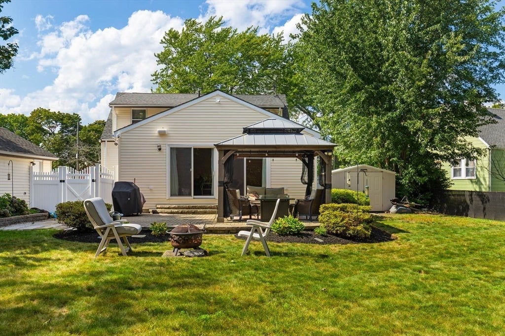 33 Griffin Rd, Peabody, MA Photo #14