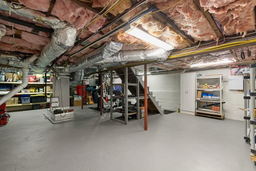 33 Griffin Rd, Peabody, MA Photo #31