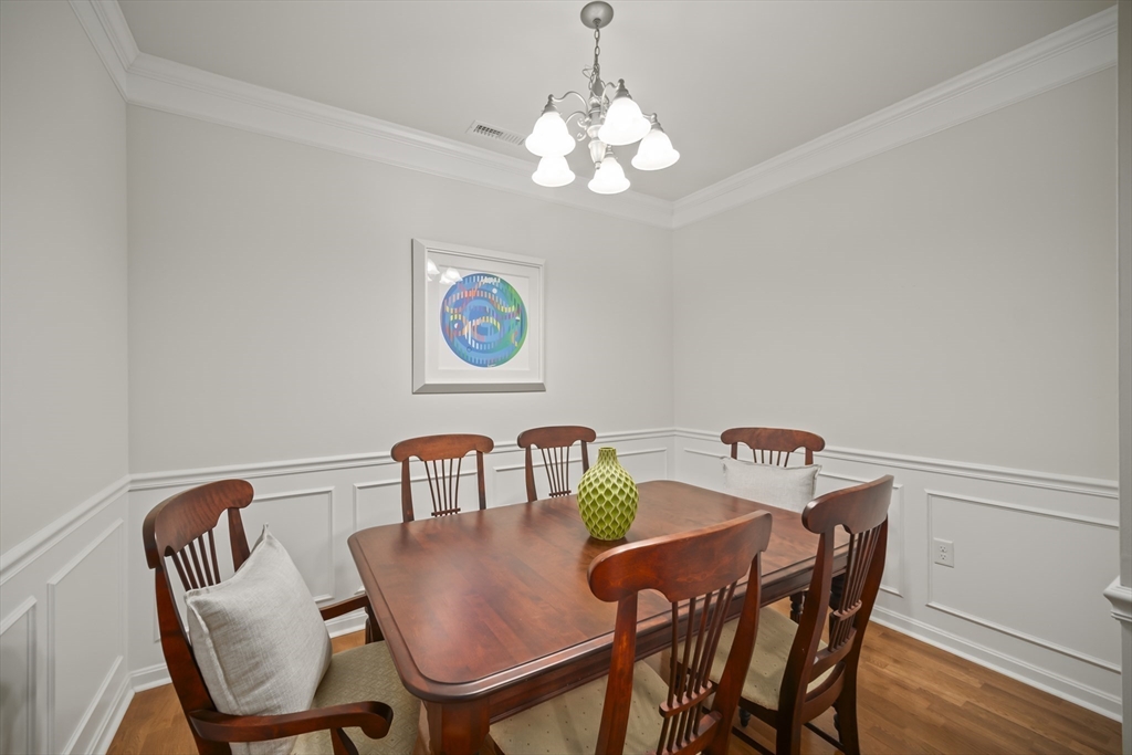 11 Morgan Drive 407