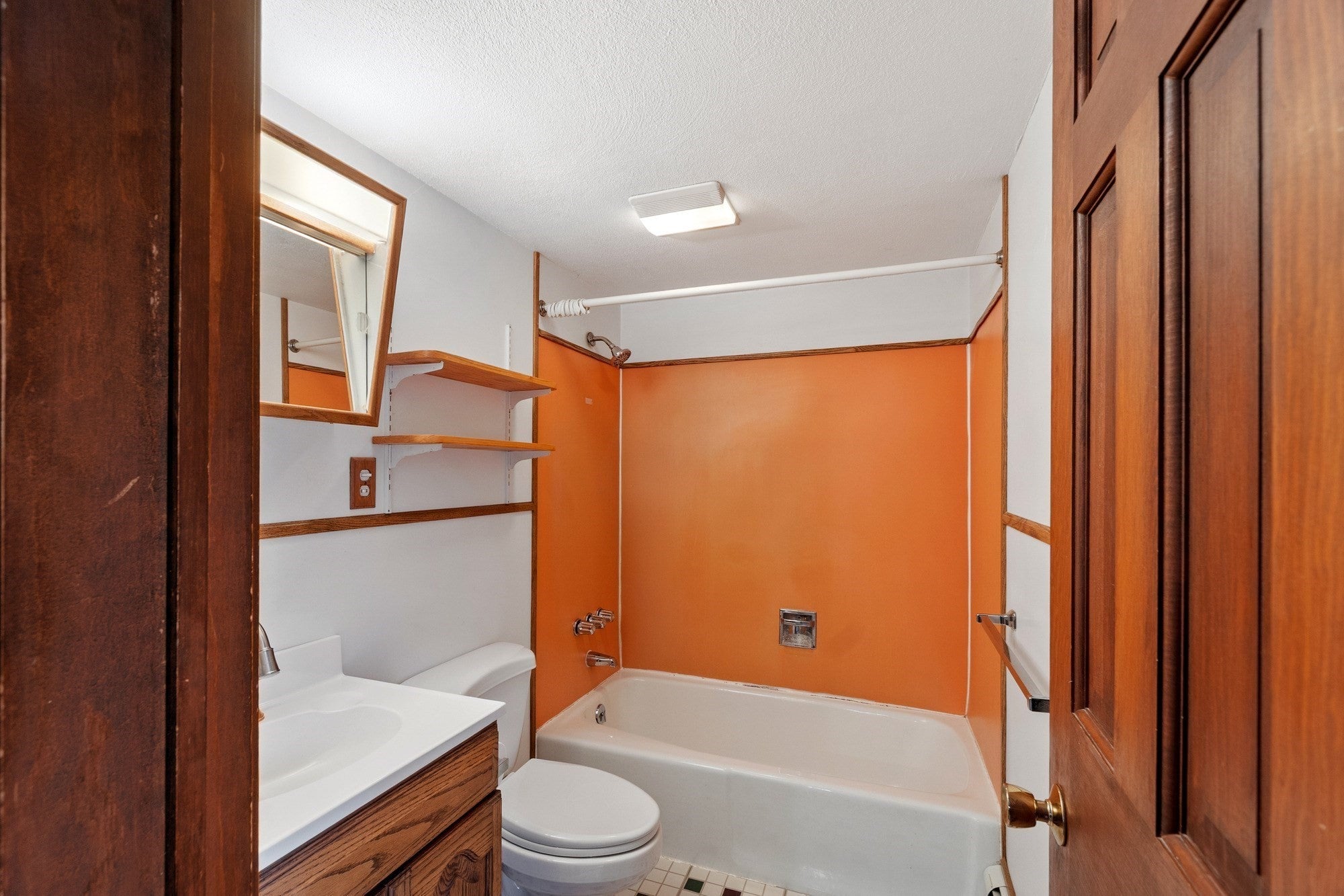 22 Doral Dr, Chelmsford, MA, 22 Doral Dr, Chelmsford, MA Photo #22