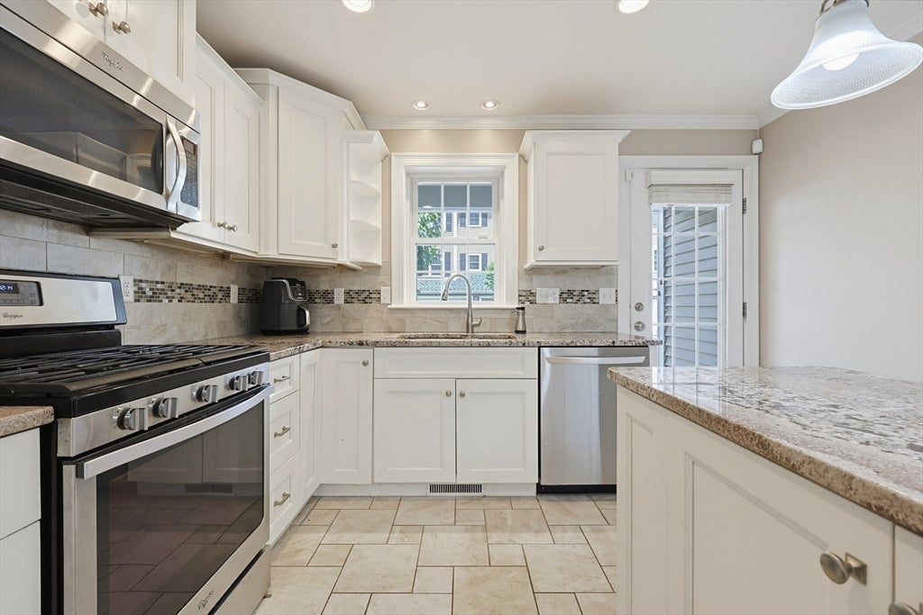 1400 Commerce Way #18, Attleboro, MA Photo #9