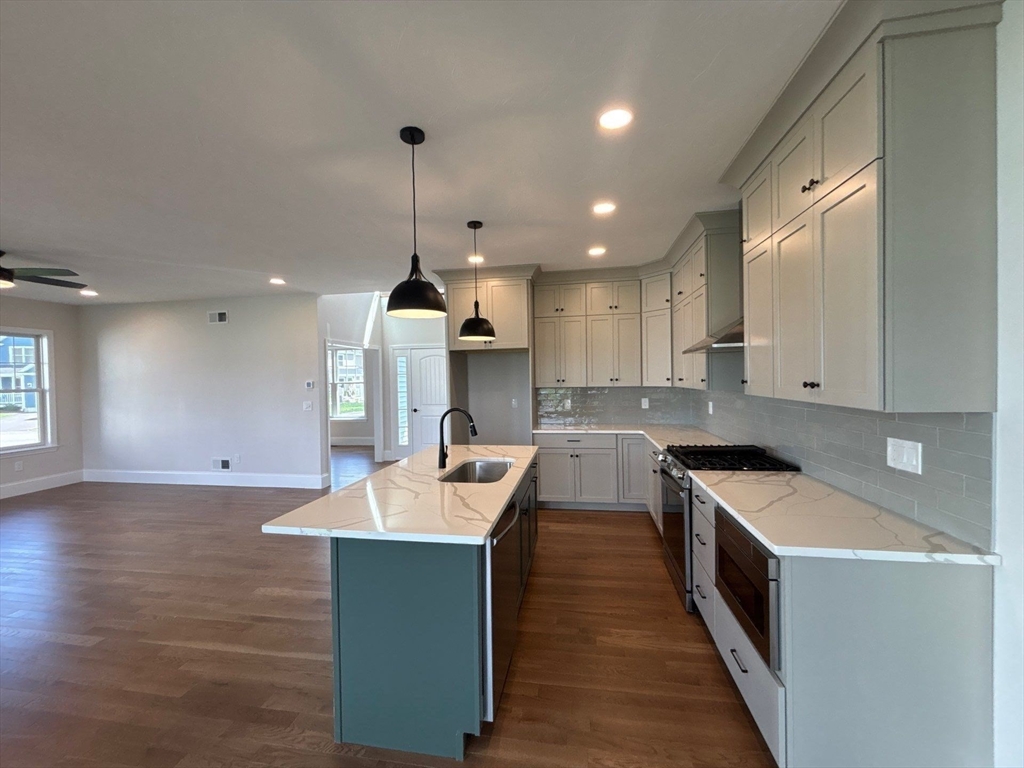 81-Lot 101 Pratt Avenue