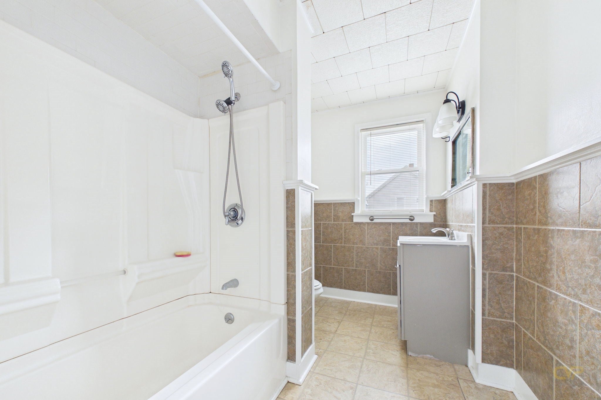 56 Independent St, New Bedford, MA, 56 Independent St, New Bedford, MA Photo #17