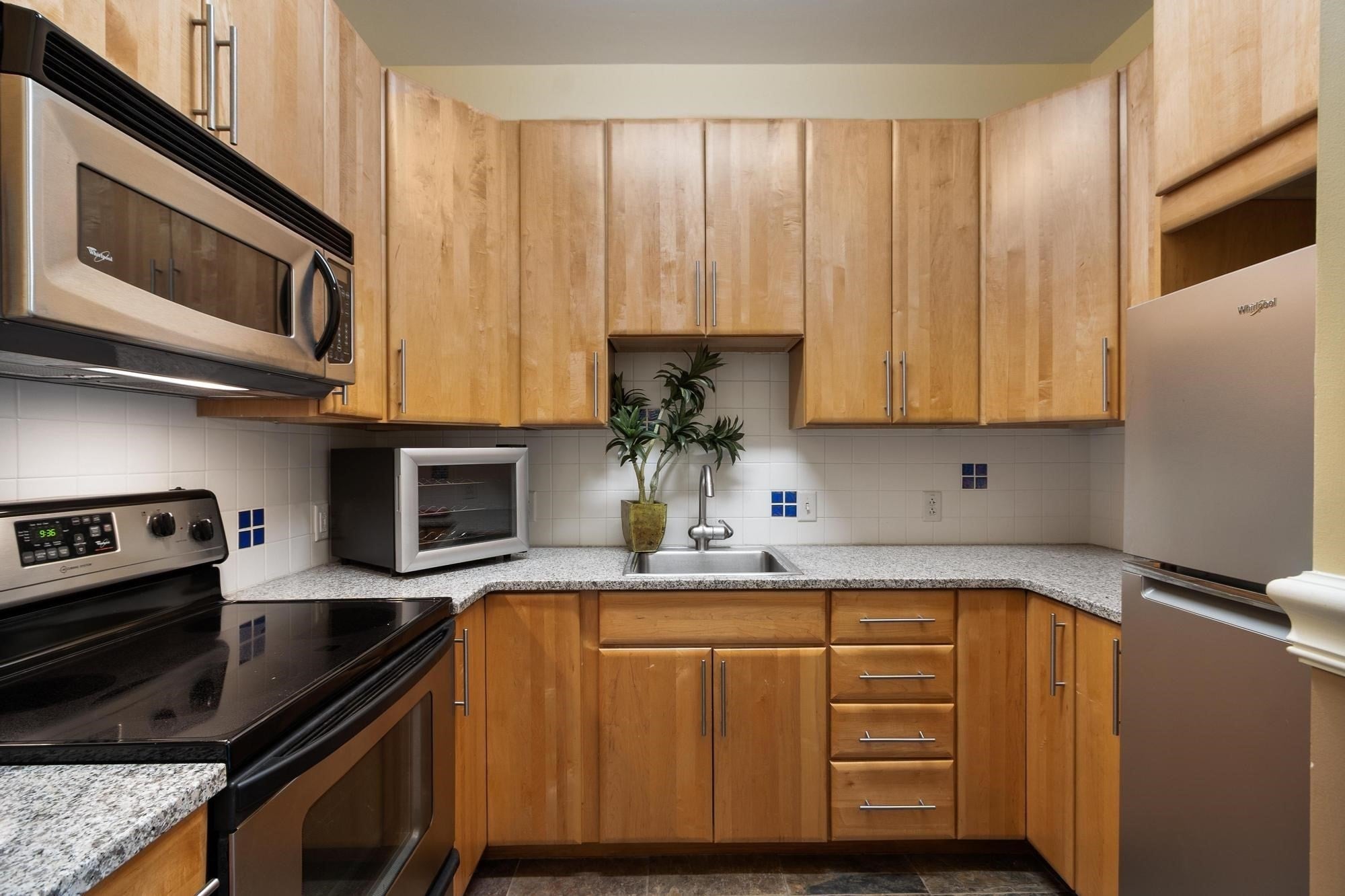 4 Harvest Drive #311, North Andover, MA, 4 Harvest Drive #311, North Andover, MA Photo #33