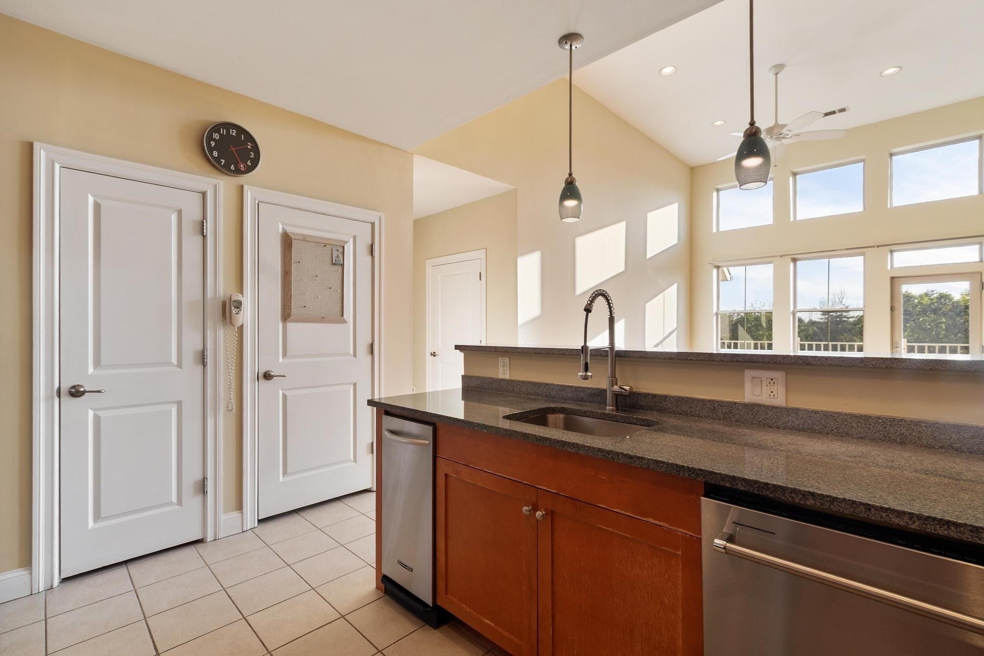 4 Harvest Drive #311, North Andover, MA, 4 Harvest Drive #311, North Andover, MA Photo #5