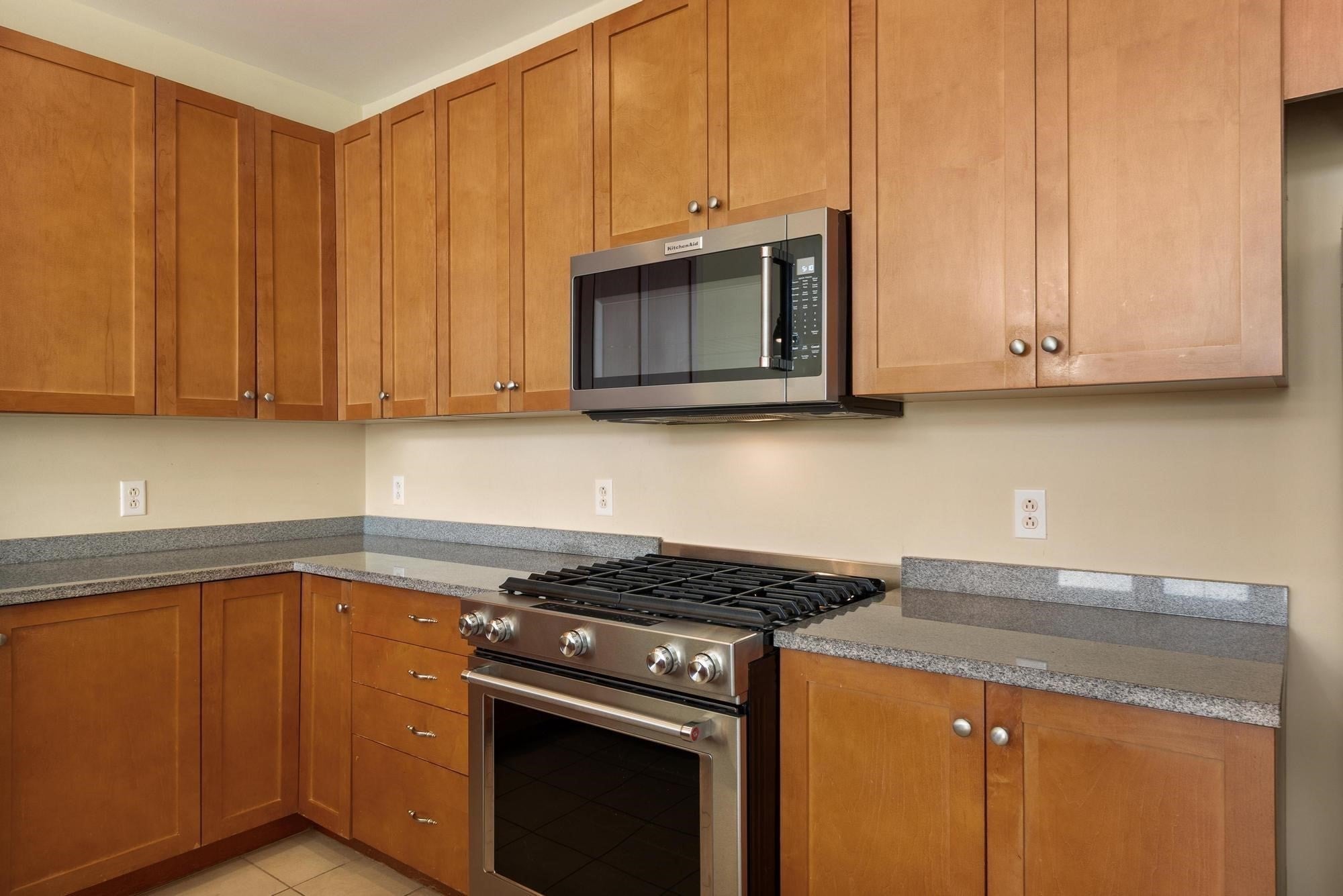 4 Harvest Drive #311, North Andover, MA, 4 Harvest Drive #311, North Andover, MA Photo #4