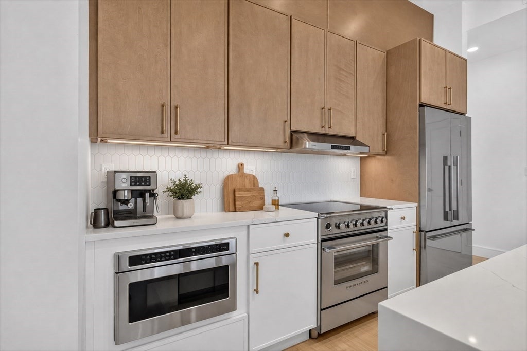 15 Clyde St #F, Somerville, MA, 15 Clyde St #F, Somerville, MA Photo #5