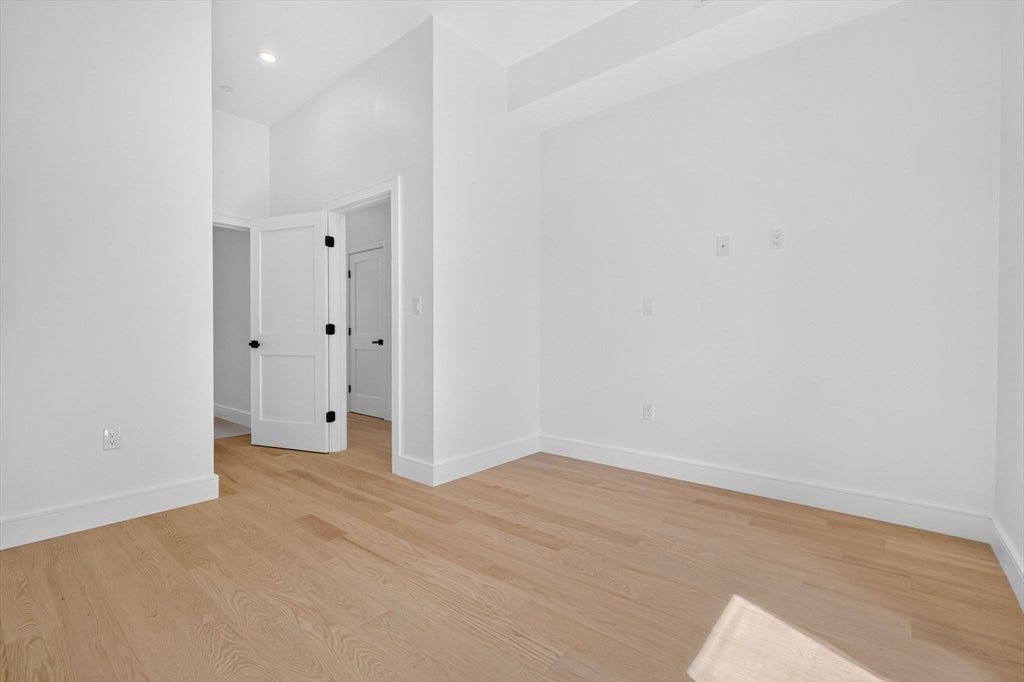 15 Clyde St #F, Somerville, MA, 15 Clyde St #F, Somerville, MA Photo #14