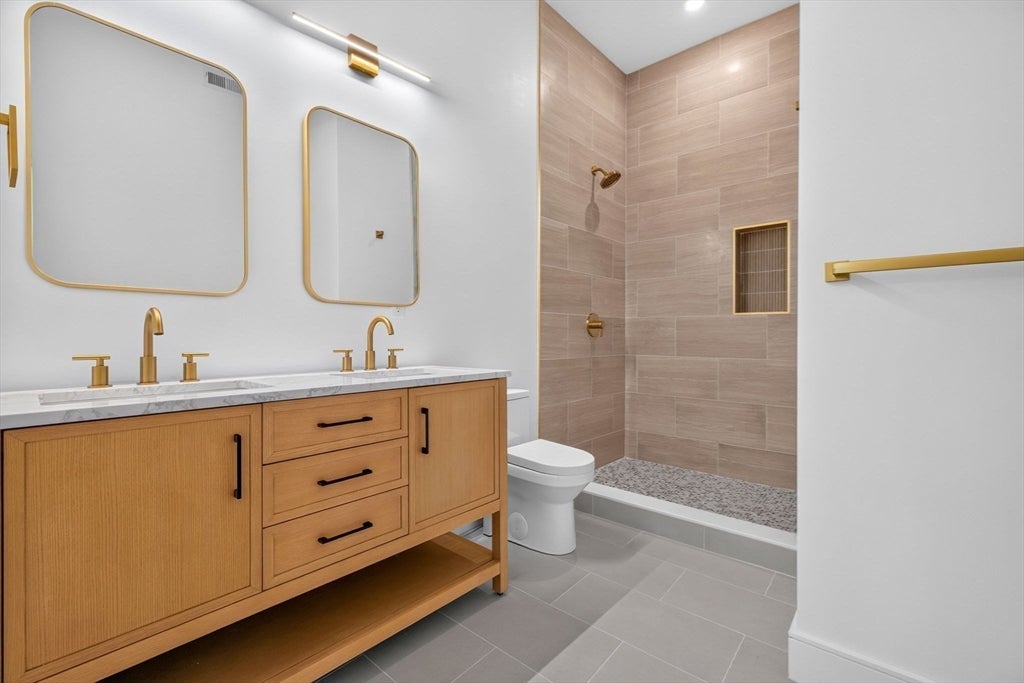 15 Clyde St #F, Somerville, MA, 15 Clyde St #F, Somerville, MA Photo #15