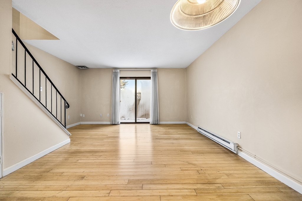 4 Village Brook Ln 4