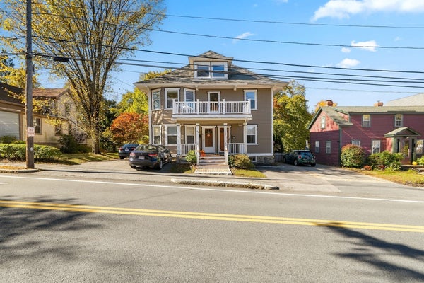 64 HIGH ST # B, ANDOVER, MA 01810 - Image 8ecee9d05b4591f62169bdcda5ea238f/3433341899