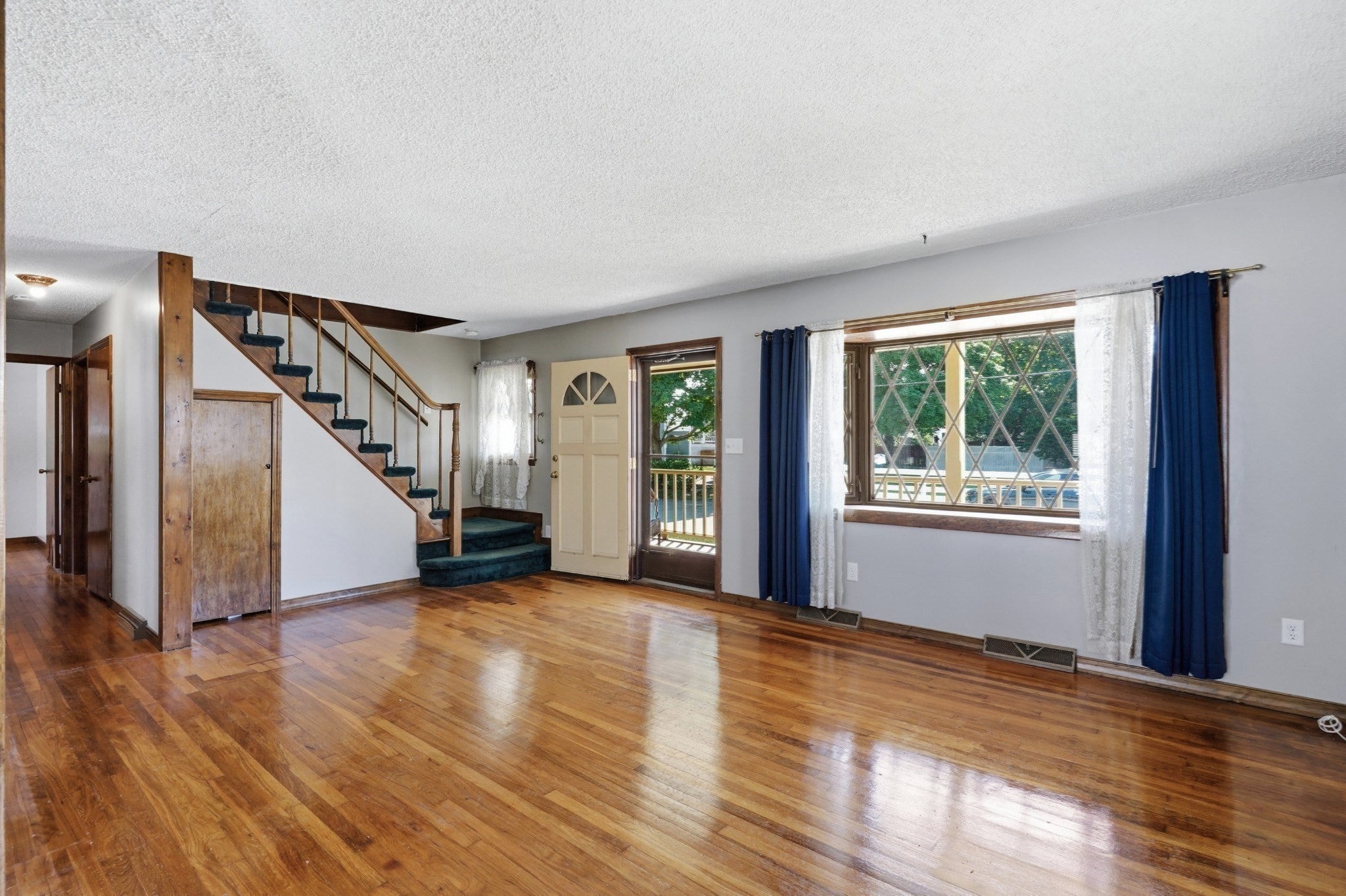 21 Webster St, Dartmouth, MA, 21 Webster St, Dartmouth, MA Photo #7